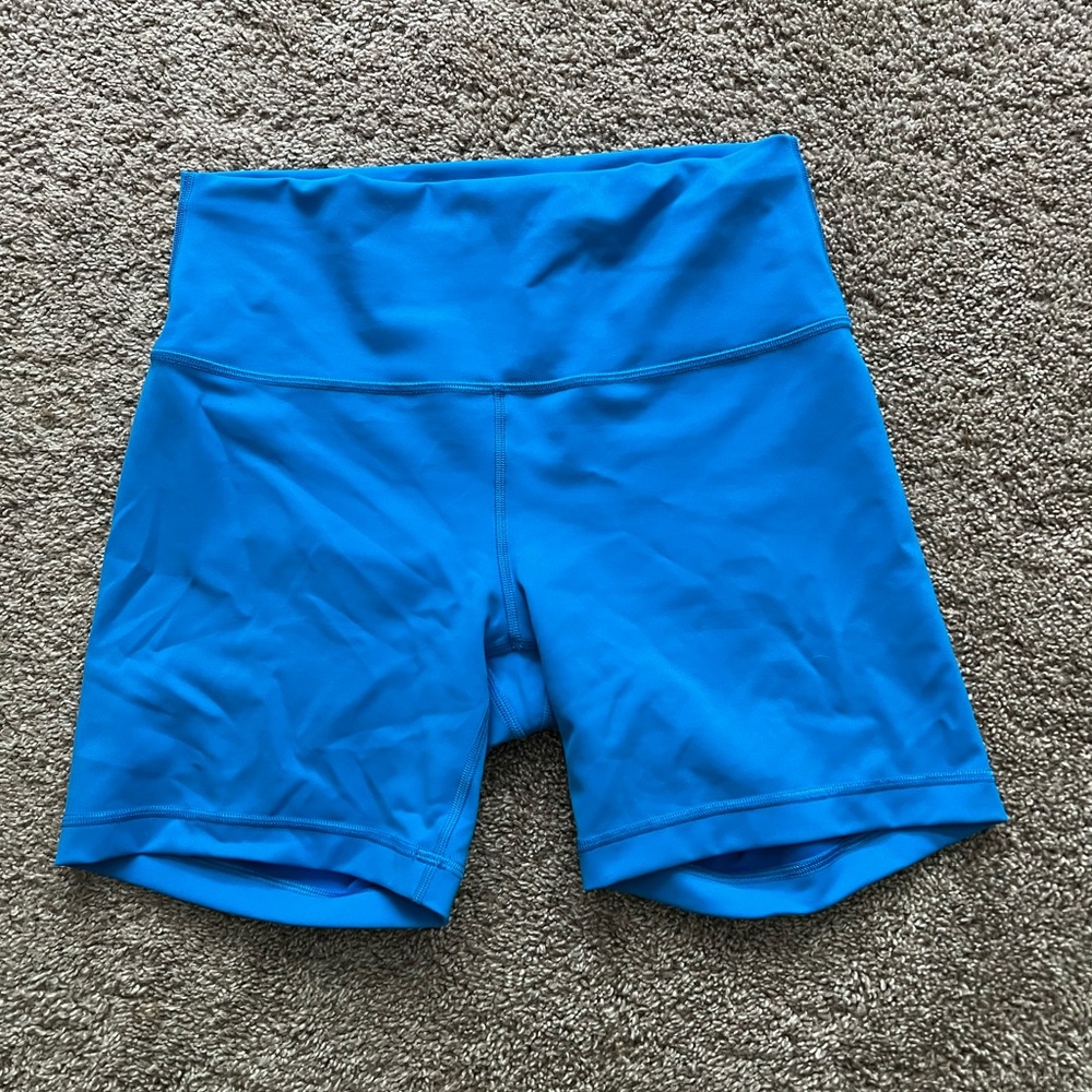 Lululemon Wunder Train 6” Shorts
